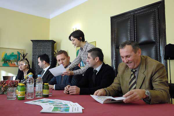 Gradonaelnik Beljak na konferenciji za medije najavio nove mjere tednje