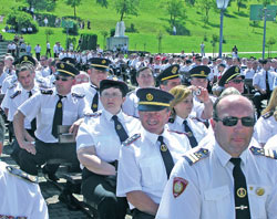 Samoborci sudjelovali na 9. hodoau hrvatskih vatrogasaca

