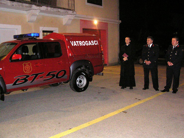 Sveanost primopredaje vatrogasnog vozila u Molvicama