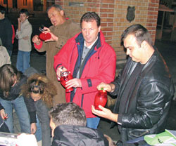 Gradski elnici i kolarci u centru Samobora odrali komemoraciju vukovarskim rtvama 