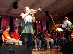 Simfo Big Band Samobor po drugi put je nastupio na bjelovarskoj Terezijani
