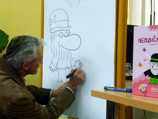 Poznati crta i ilustrator Niko Barun sa svojim je vjetinama upoznao samoborske osnovce
