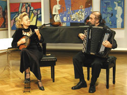 U Galeriji Prica nastupio je rusko - hrvatski duo Balyk