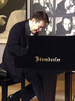 Trea veer koncertnog programa Samoborske glazbene jeseni pripala ruskom pijanistu Rustemu Kudojarovu