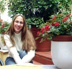 Privremeni boravak u Samoboru mlada pjevaica Vlatka Buri koristi za probe u Pukom mjuziklu <i>Janica i Jean</i>, ija se premijera oekuje u veljai 2004. godine, a koncertna izvedba za Dan Grada, 18. listopada ove godine, u Hrvatskom domu