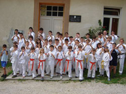 KYOKUSHINKAI KARATE - Trening kamp kyokushin karate klubova u Kalju na umberku