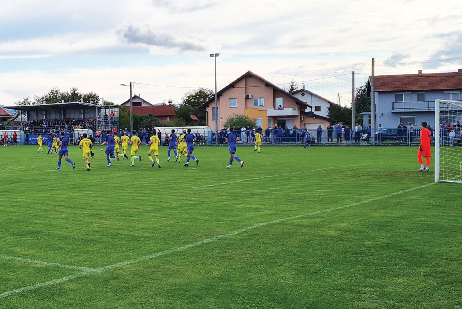 4. nogometna liga sredite Zagreb  B - 1. kolo
Sava Strmec  Samobor 2:1 (0:1)