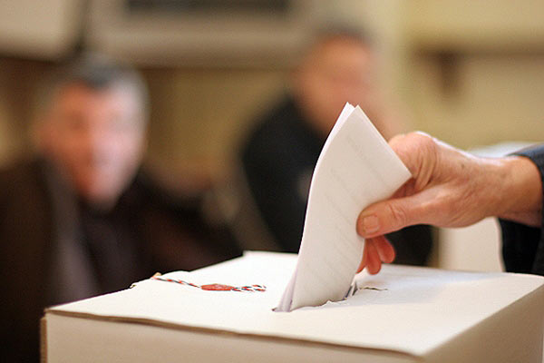 31. svibnja - Izbori za vijee srpske nacionalne manjine i predstavnika slovenske nacionalne manjine