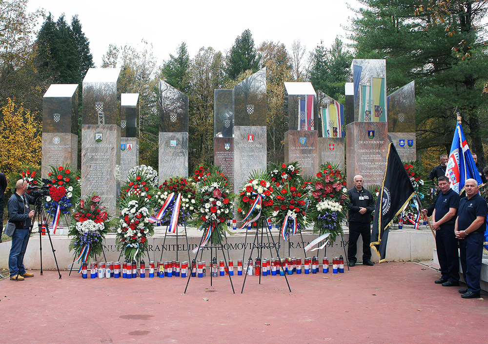 Poziv na komemoraciju na spomen-podruju Trokut u Novskoj