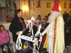 Rudari svom upniku za svetog Nikolu darovali bicikl!